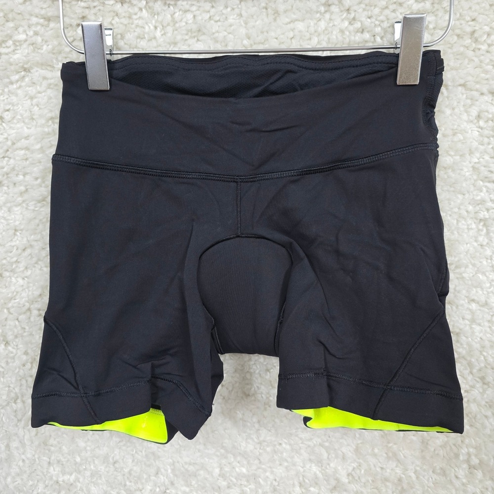 Lululemon Cycling Shorts Women Size 4 Black Padded Reflective Trim Biking Booty‎
